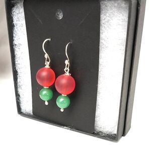 Elegant Red and Green Dangle Earrings
